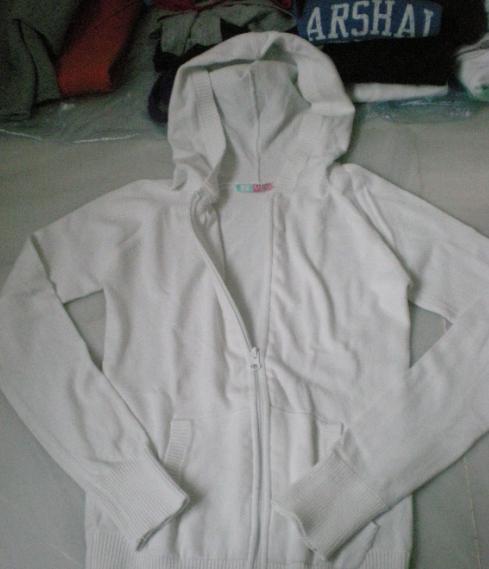 Sudadera blanca